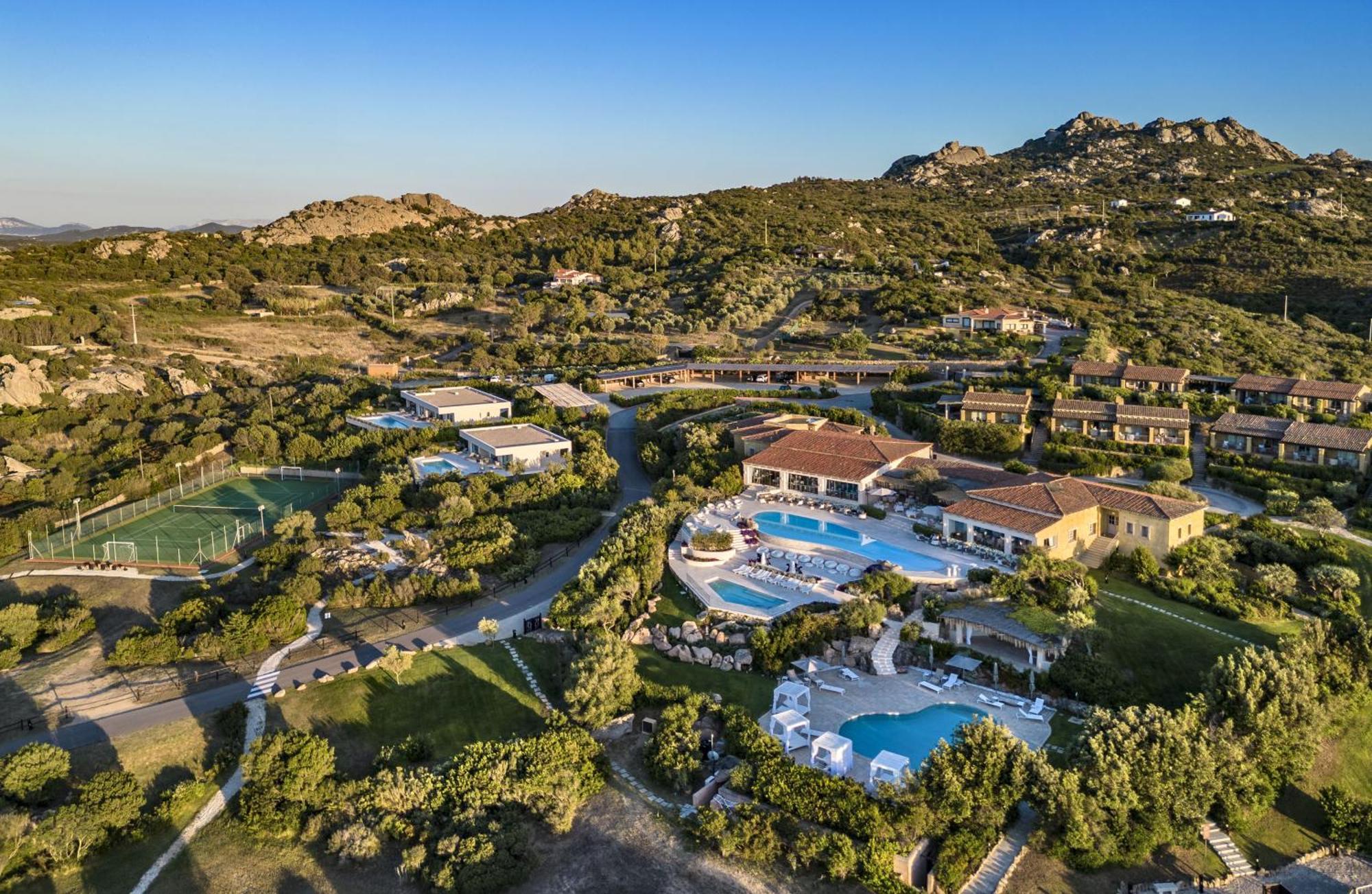 Hotel Li Finistreddi Канніджоне Екстер'єр фото